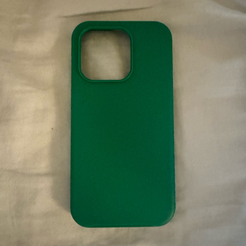 Green Phone Case OTTERBOX IPHONE 15 pro